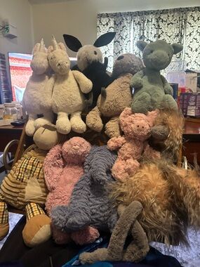 Mixed bundle of 19 Jellycat s  Plush Stuffed Animals - Pink, Gray, Cream, Green